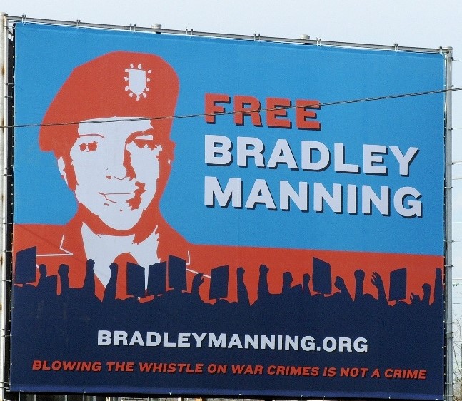 PAC 51 – La désacralisation du monopole diplomatique des États  La comparution du soldat américain Manning devant la justice militaire, le 16 décembre 2011